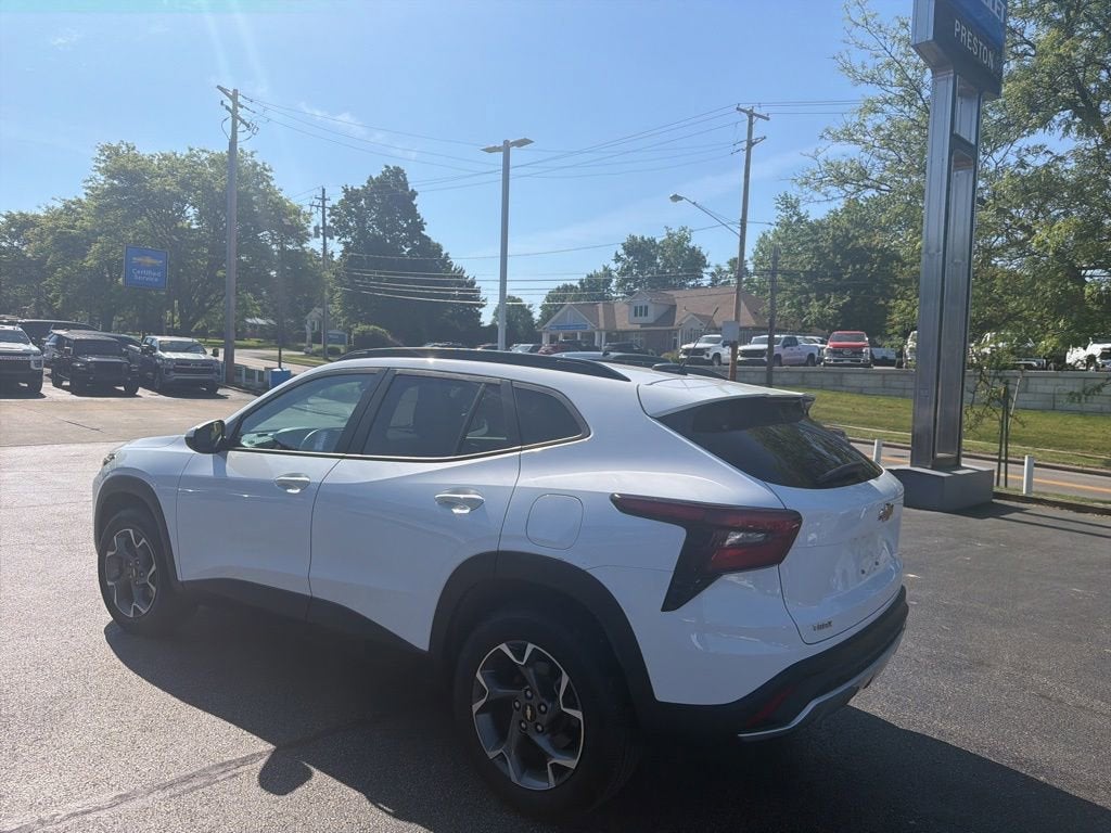 2024 Chevrolet Trax LT