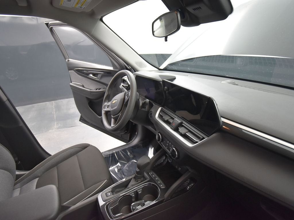 2025 Chevrolet Trailblazer LS