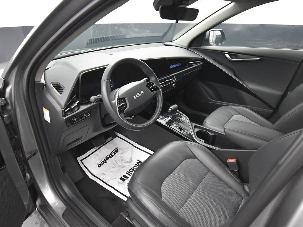 2023 Kia Niro EX