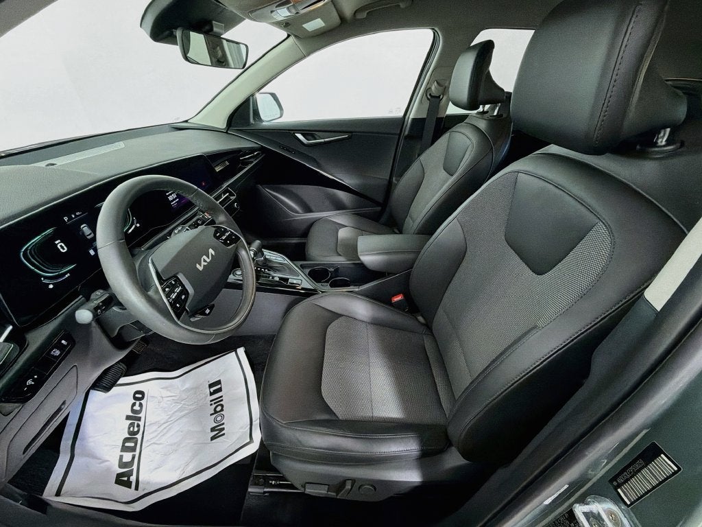 2023 Kia Niro EX