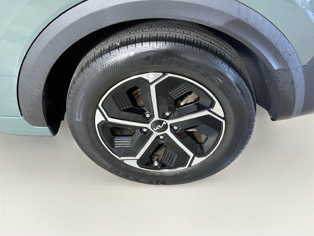 2023 Kia Niro EX