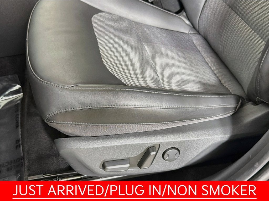 2023 Kia Niro Plug-In Hybrid EX