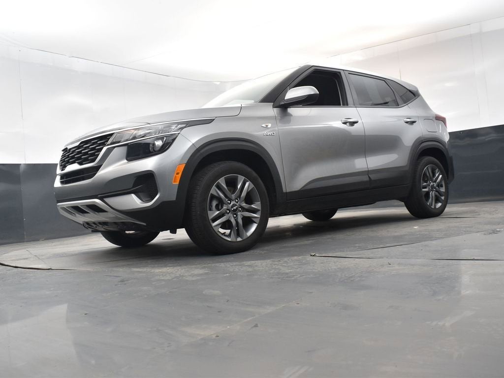 2023 Kia Seltos LX