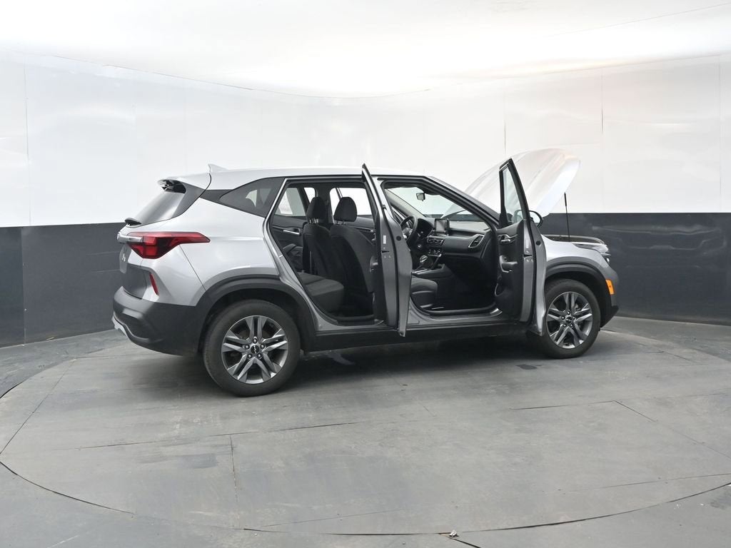 2023 Kia Seltos LX