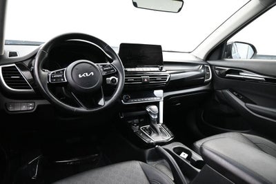 2023 Kia Seltos EX