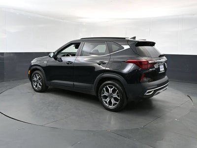 2023 Kia Seltos EX