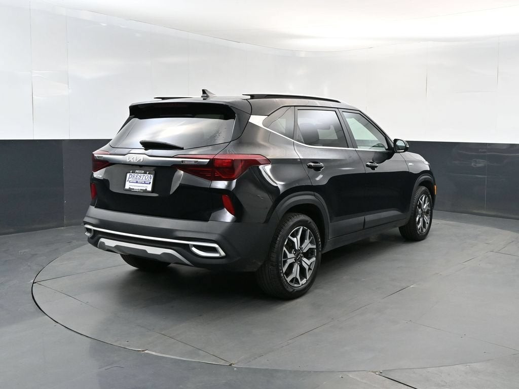 2023 Kia Seltos EX