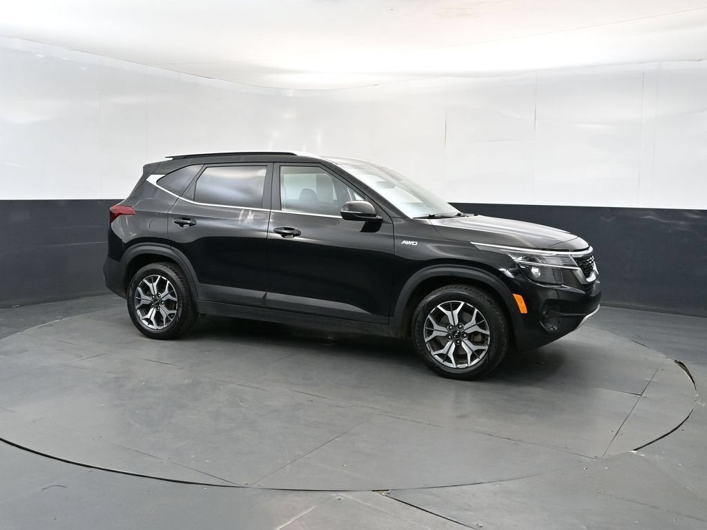 2023 Kia Seltos EX