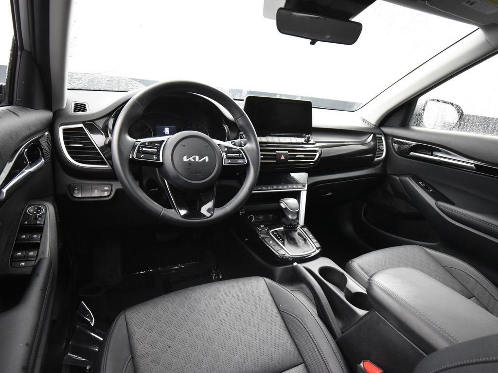 2023 Kia Seltos EX