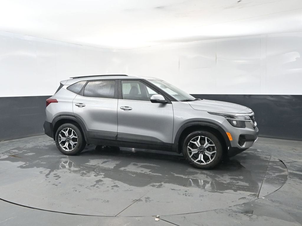 2023 Kia Seltos EX