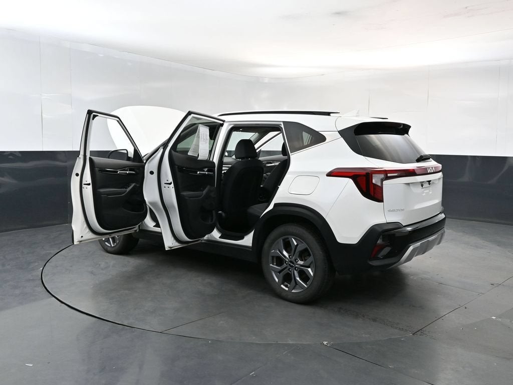 2024 Kia Seltos S