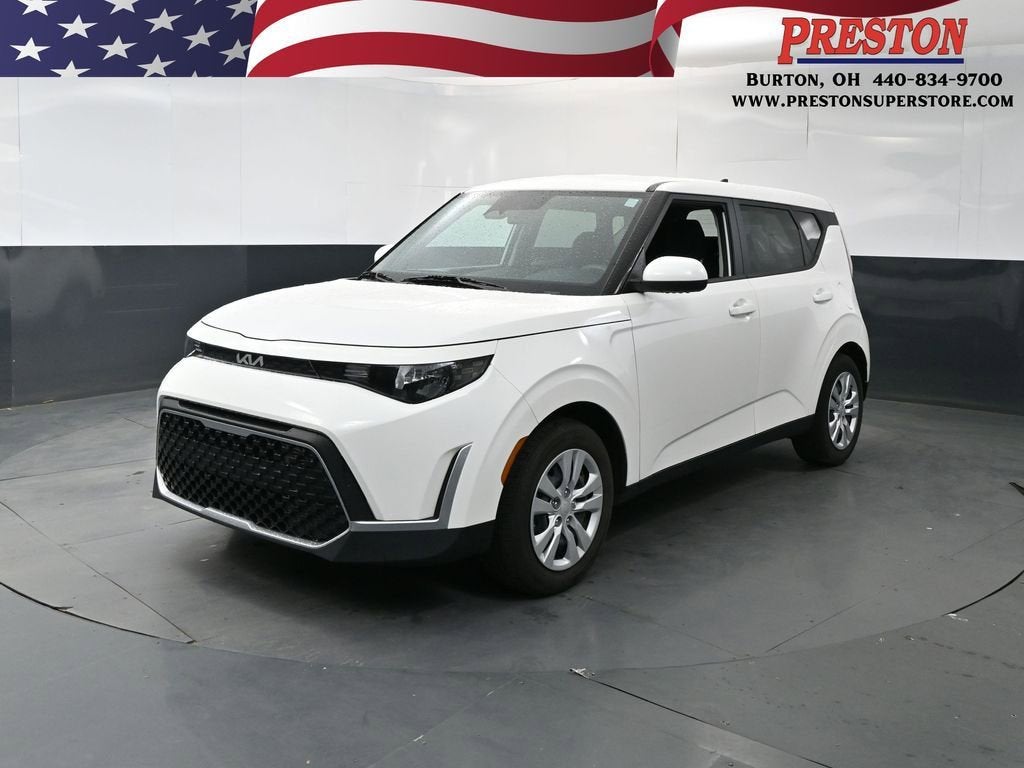 2023 Kia Soul 2.0L LX IVT's photo