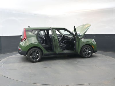 2022 Kia Soul EX