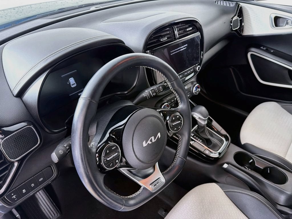 2023 Kia Soul GT-Line