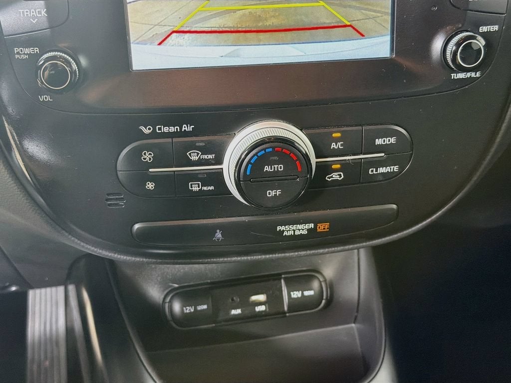 2019 Kia Soul +