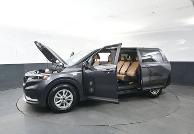 2023 Kia Carnival LX