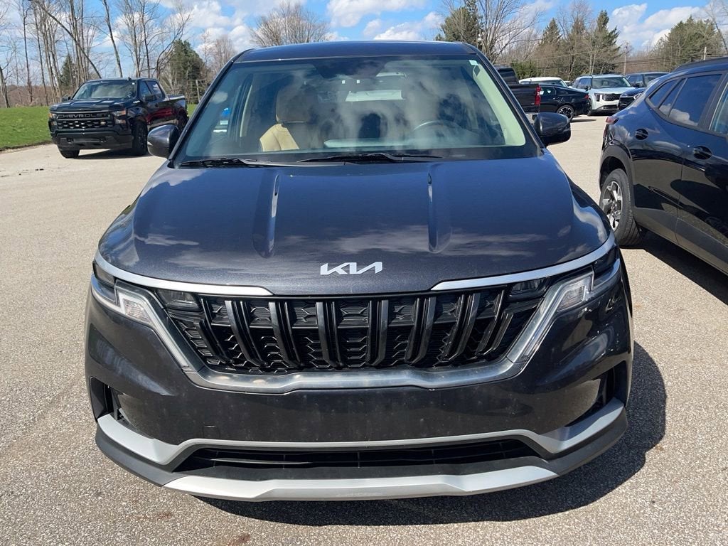 2023 Kia Carnival LX