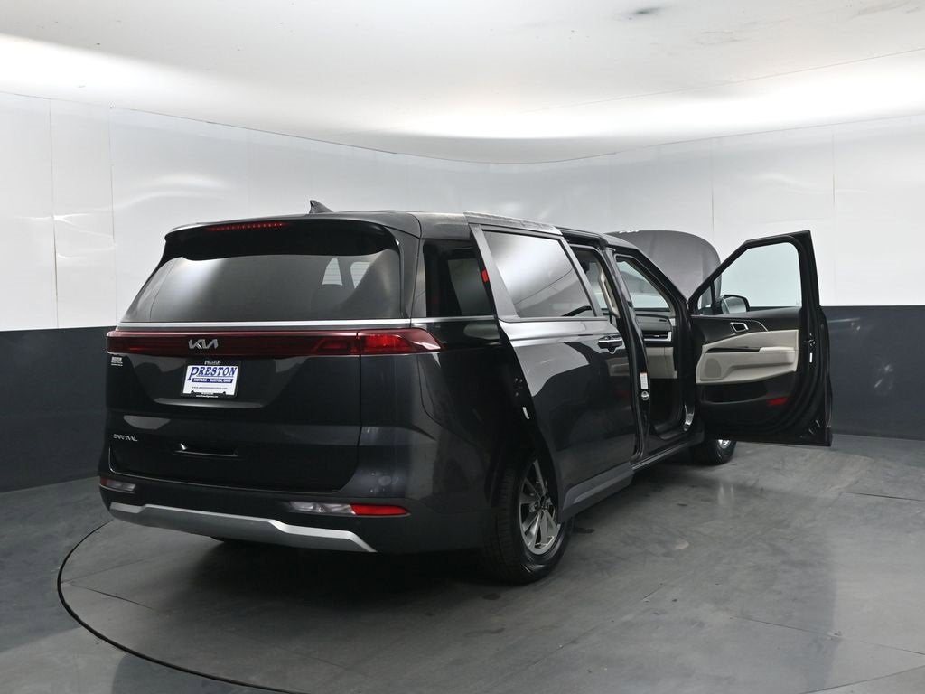 2024 Kia Carnival LX