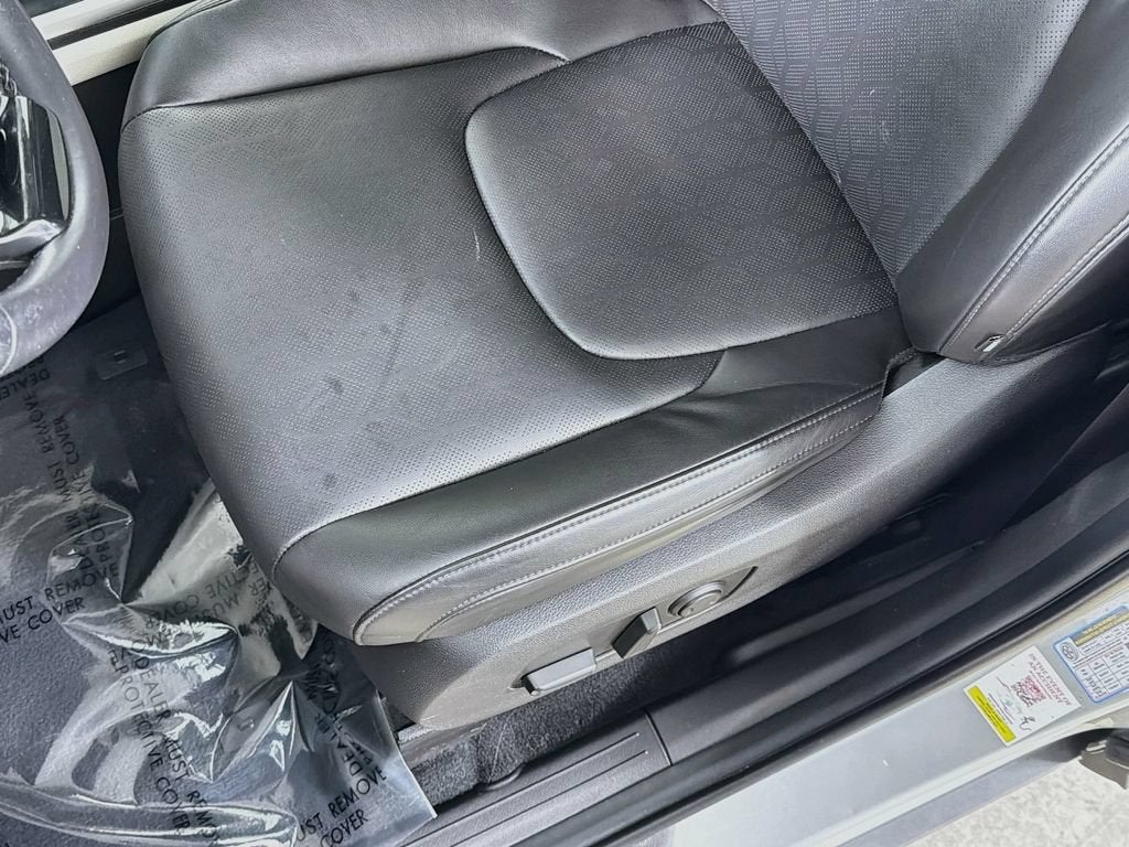 2023 Kia Carnival MPV LX Seat Package