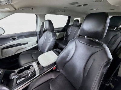 2023 Kia Carnival MPV LX Seat Package
