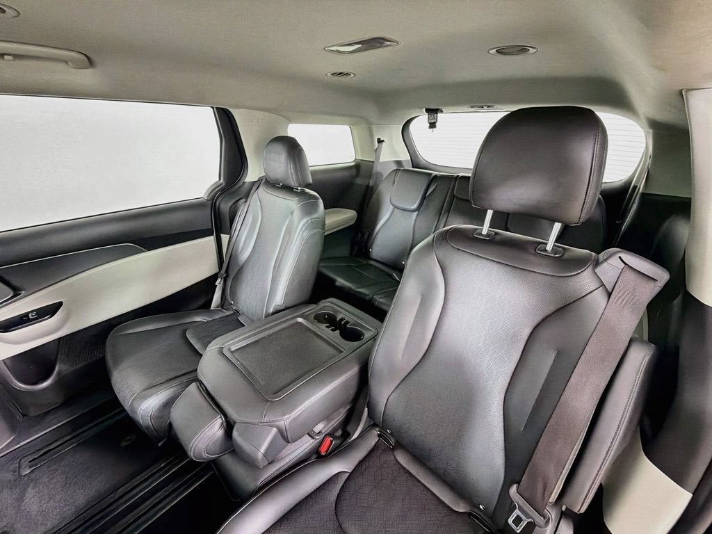 2023 Kia Carnival MPV LX Seat Package