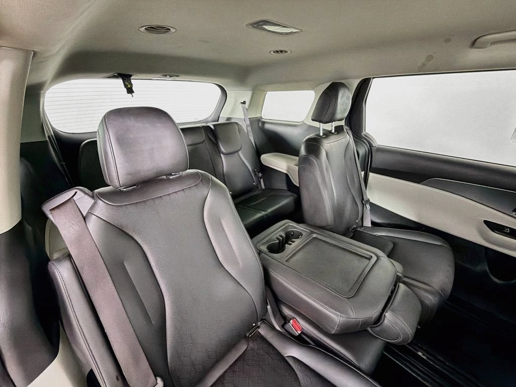 2023 Kia Carnival MPV LX Seat Package