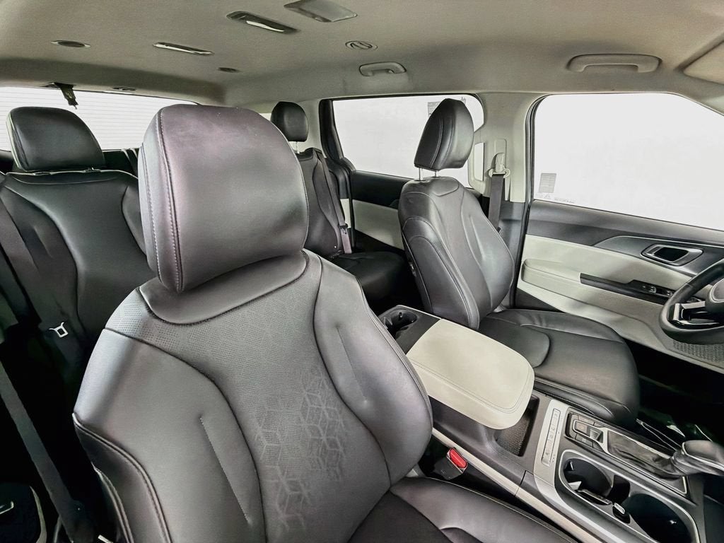 2023 Kia Carnival MPV LX Seat Package