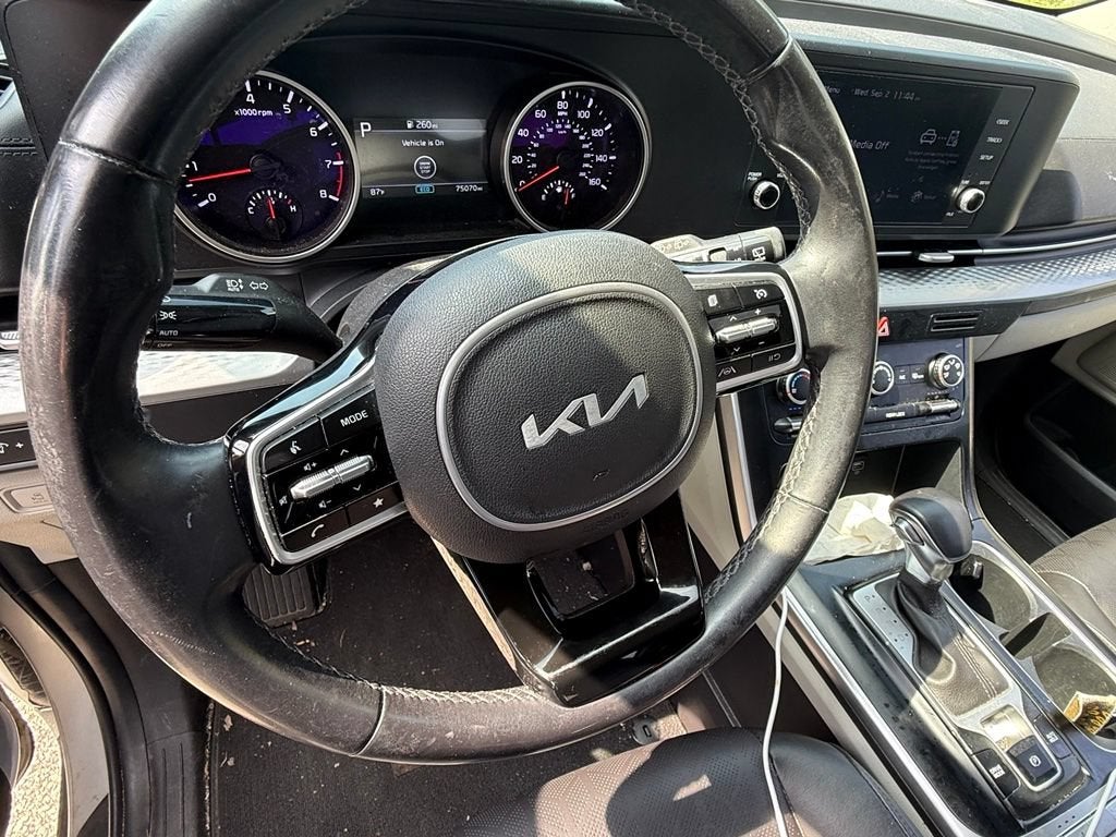 2023 Kia Carnival MPV LX Seat Package