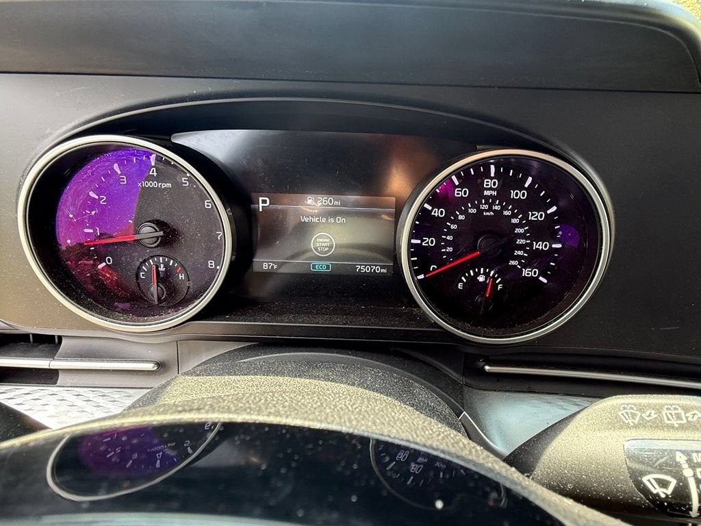 2023 Kia Carnival MPV LX Seat Package