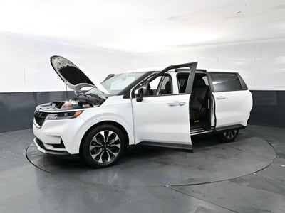 2022 Kia Carnival EX
