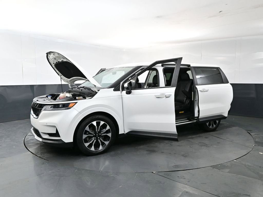 2022 Kia Carnival EX