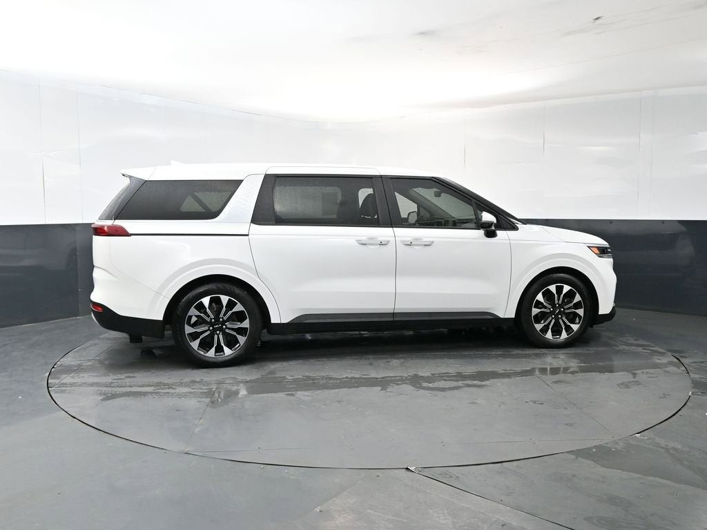 2022 Kia Carnival EX
