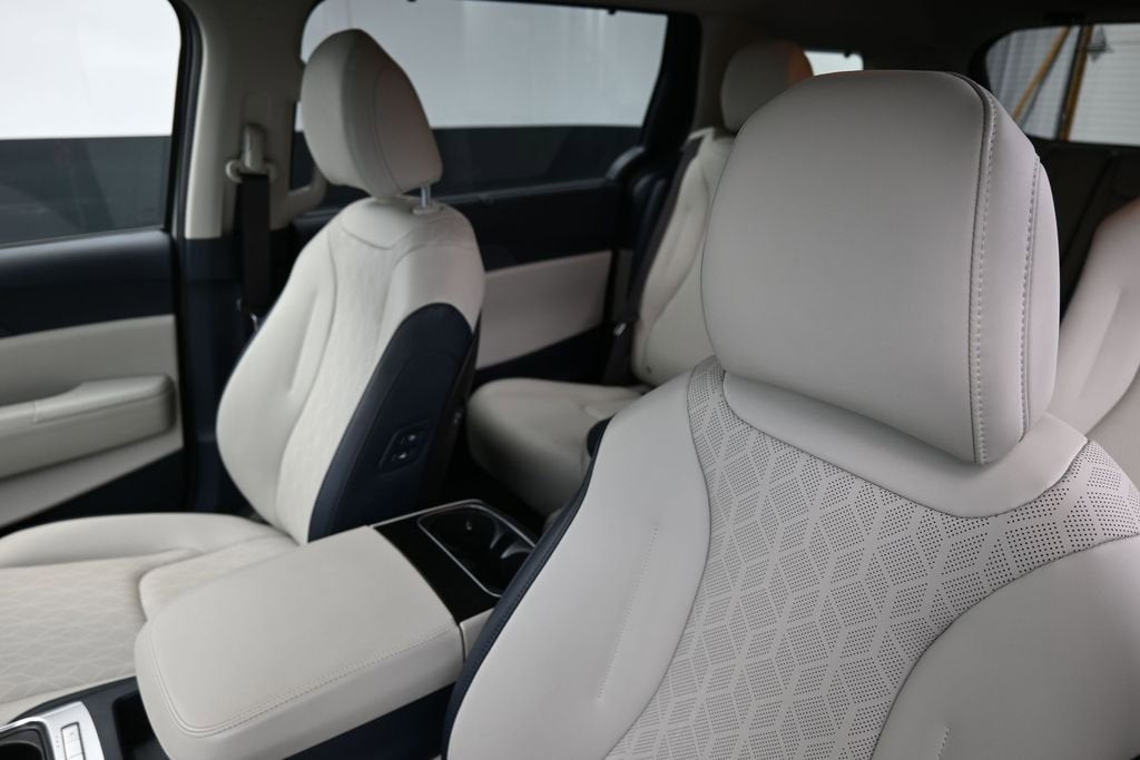 2025 Kia Carnival MPV EX