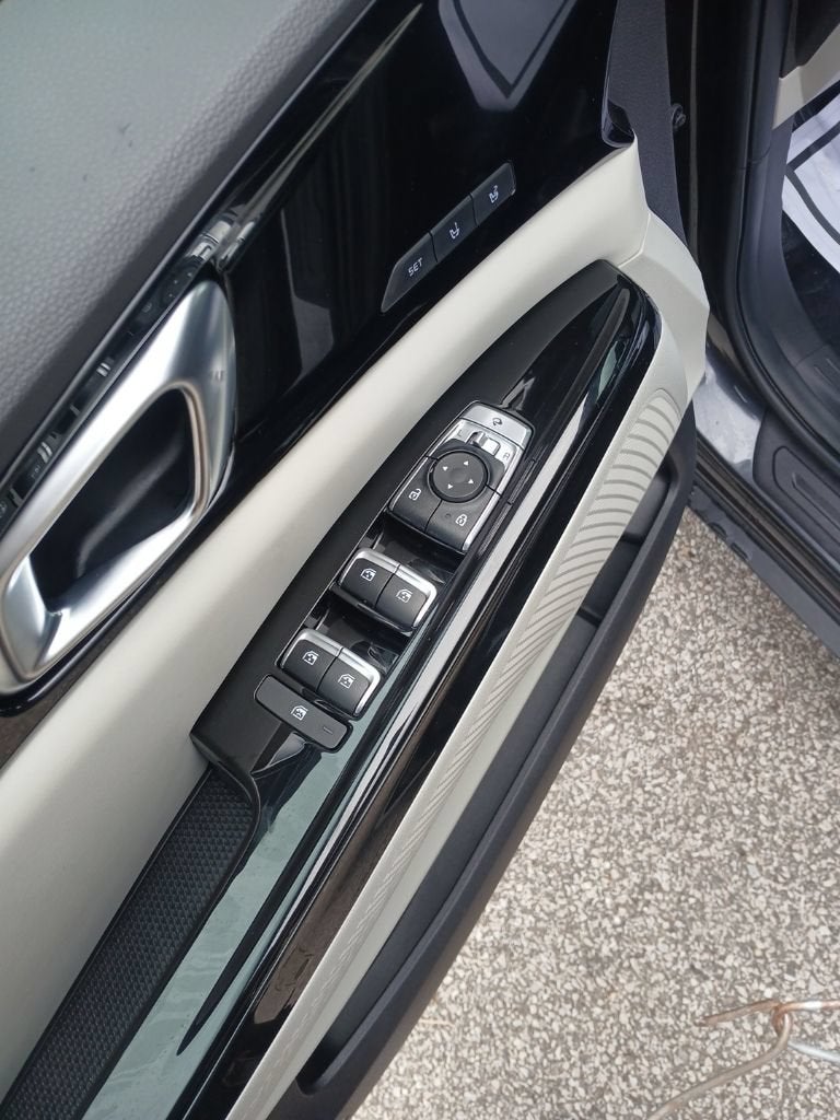 2024 Kia Carnival MPV SX