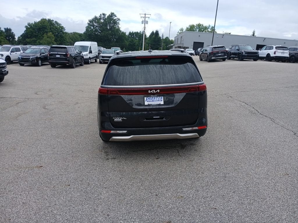 2024 Kia Carnival MPV SX