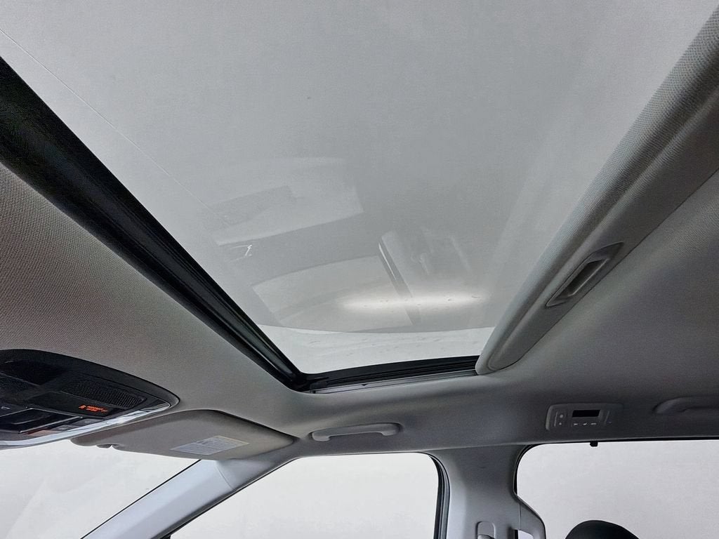2024 Kia Carnival MPV SX Prestige