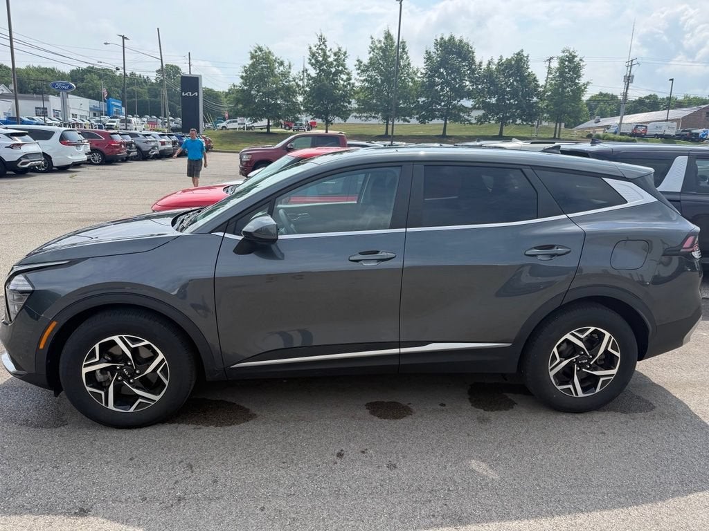 2024 Kia Sportage LX
