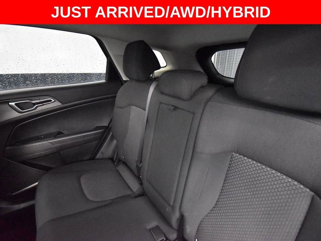 2023 Kia Sportage Hybrid LX