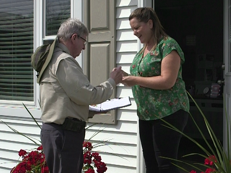 SHUTTLE SERVICE: PICK UP & DELIVER